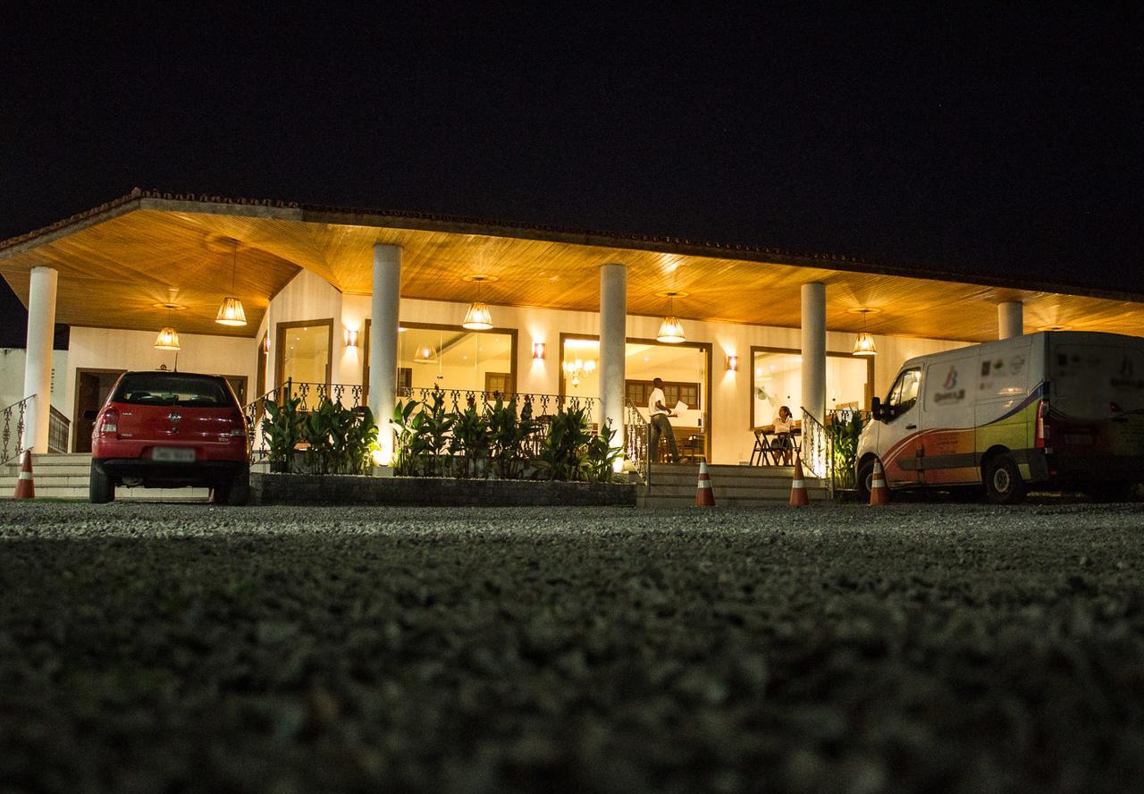 Hotel Pousada Trevo เชกิเอ ภายนอก รูปภาพ